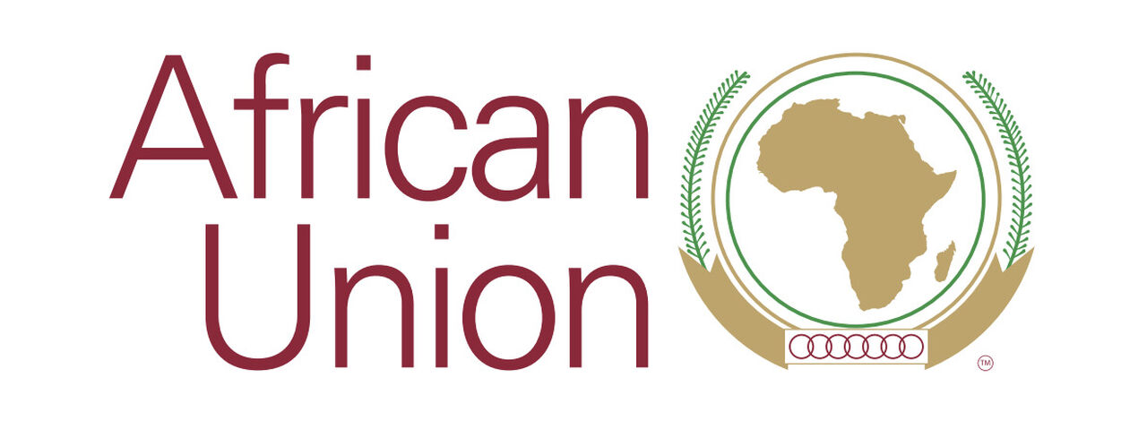 Au logo colour white background