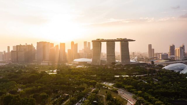 Beating the heat: A sustainable cooling handbook for cities